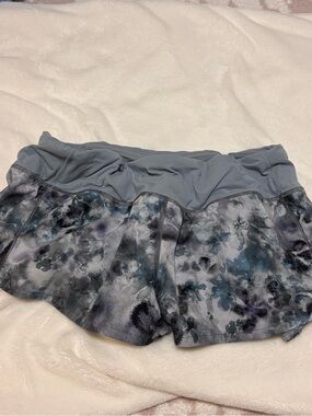 Women multicolor LULULEMON shorts